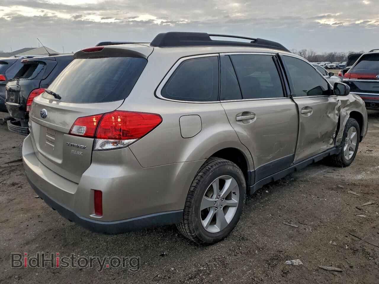 2014 SUBARU OUTBACK - VIN: 4S4BRBAC4E3214168 - Photo 3