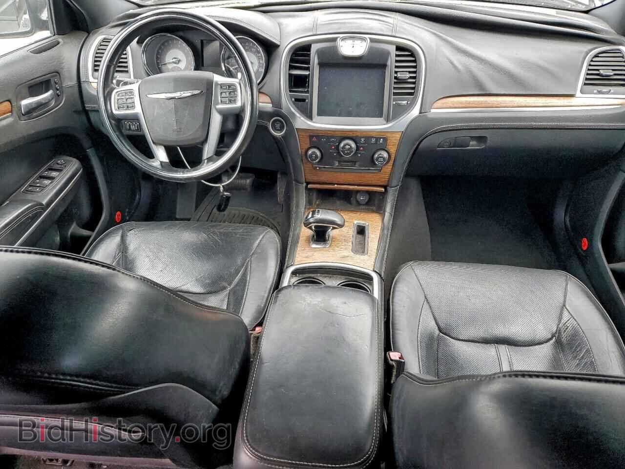 2013 CHRYSLER 300 - VIN: 2C3CCASG3DH506092 - Фото 8