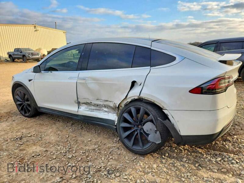 2019 Tesla MODEL X (VIN 5YJXCDE20KF196212) — фото 2 из 13
