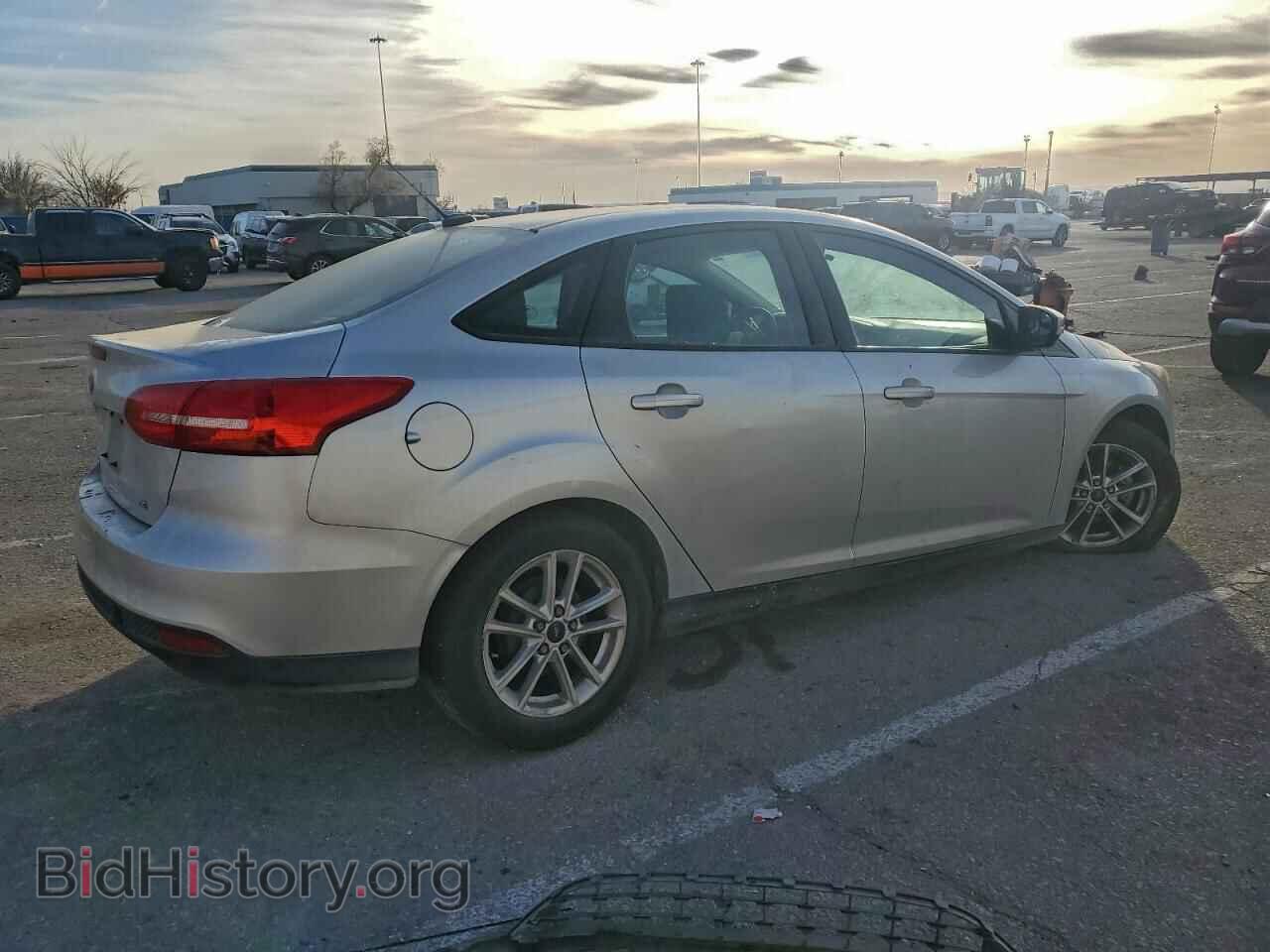 2017 FORD FOCUS - VIN: 1FADP3F23HL219655 - Фото 3