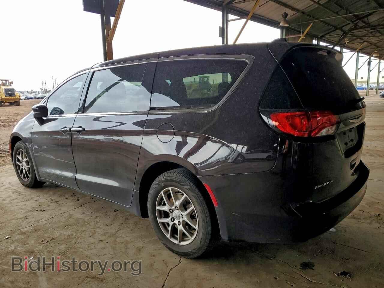 2017 CHRYSLER PACIFICA - VIN: 2C4RC1CG8HR588521 - Photo 2