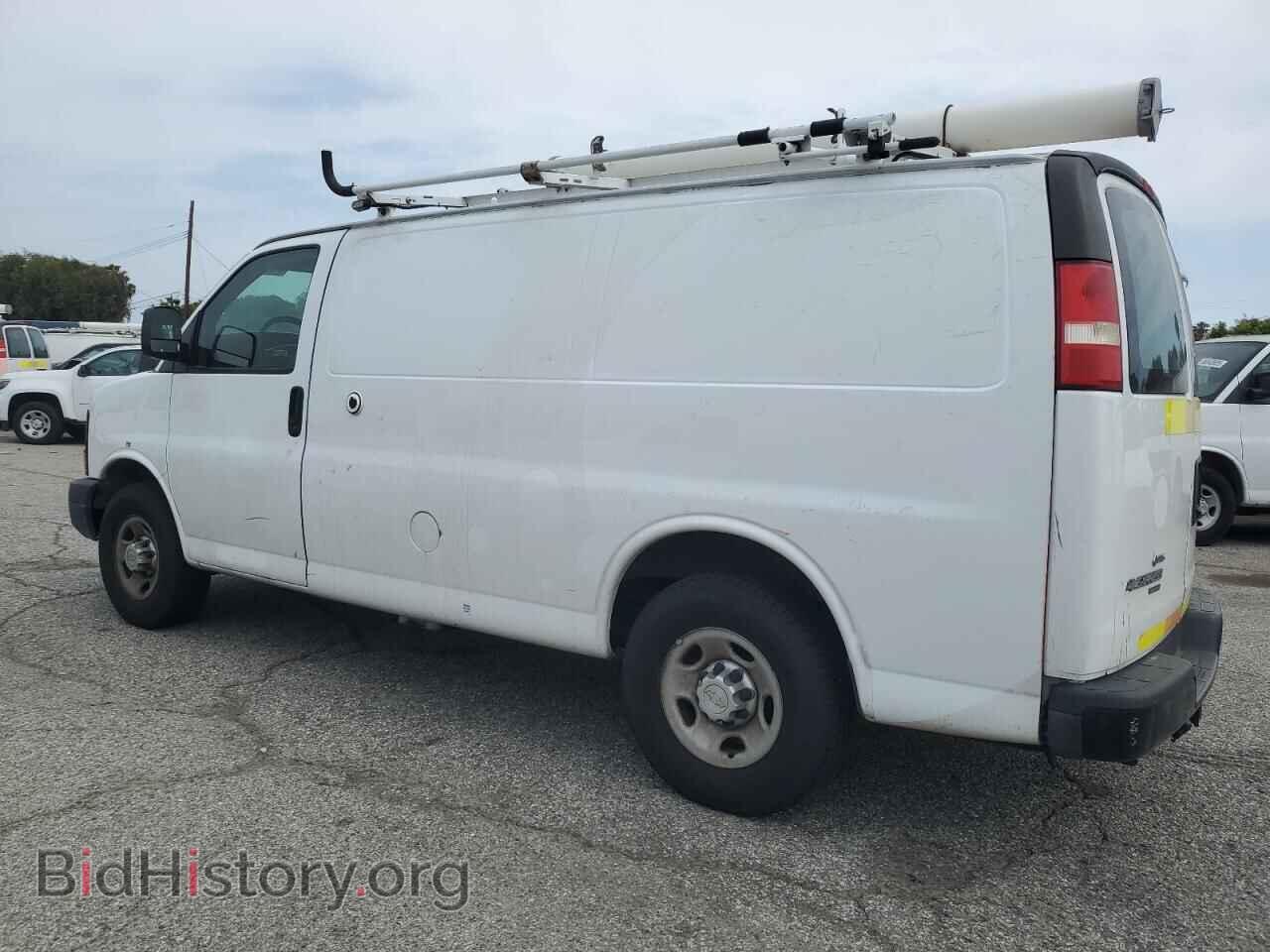 2013 CHEVROLET EXPRESS - VIN: 1GCWGFCB4D1902690 - Фото 2