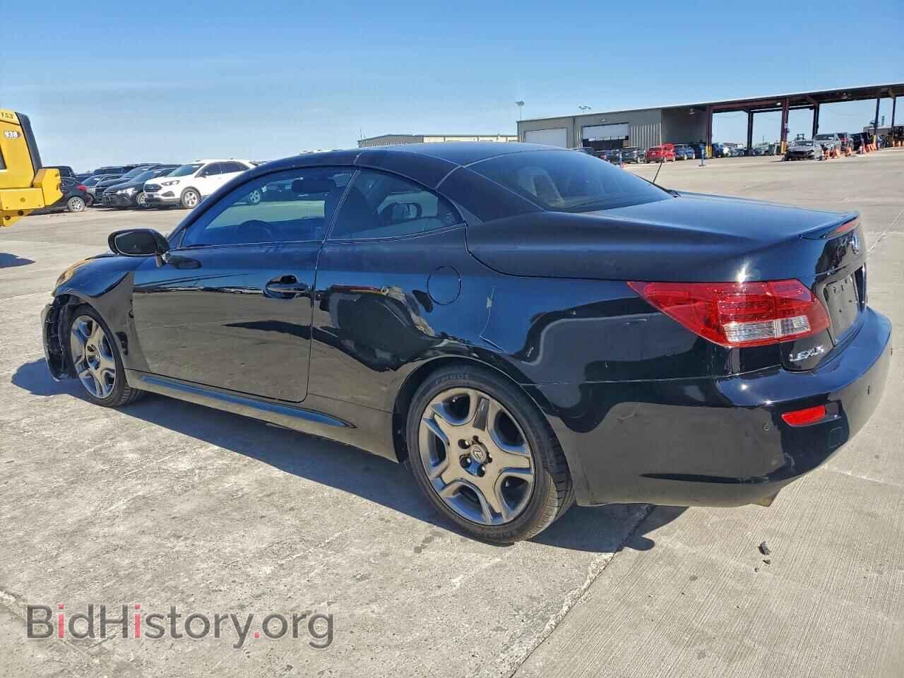 2010 LEXUS IS - VIN: JTHFF2C25A2507563 - Photo 2