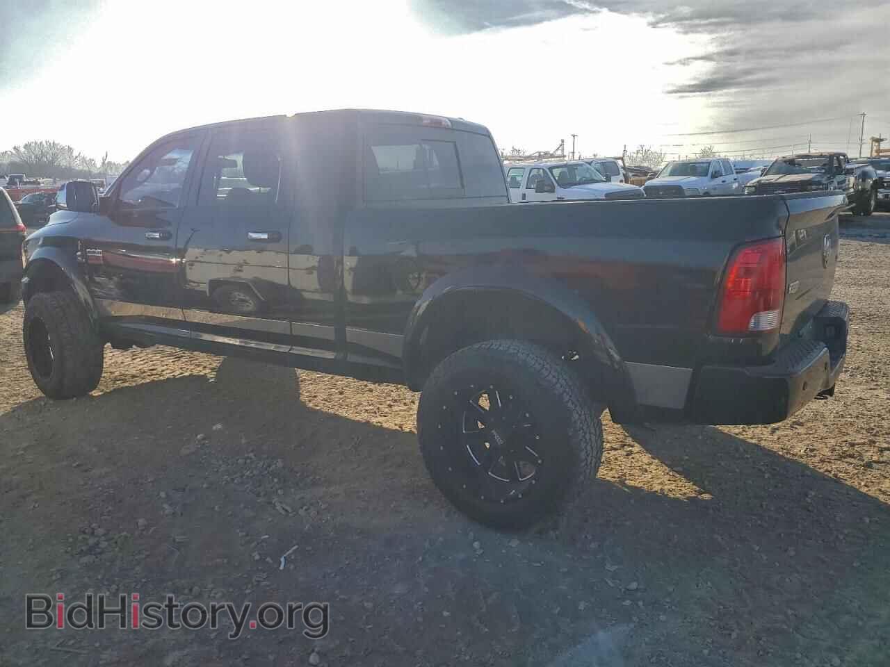 2010 DODGE All Models - VIN: 3D73Y3HL2AG180431 - Photo 2