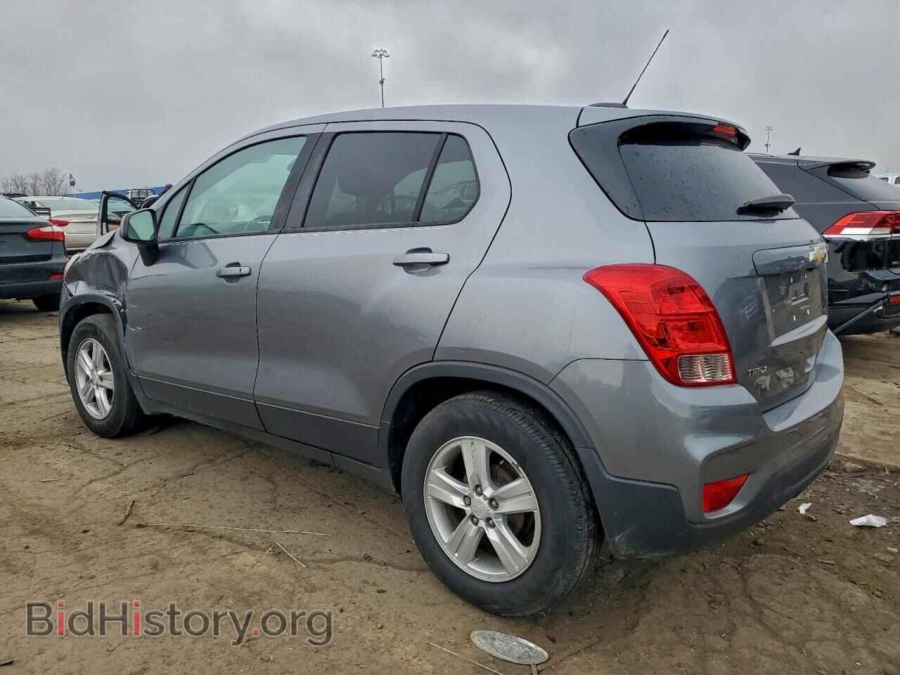 2020 CHEVROLET TRAX - VIN: 3GNCJKSB9LL181604 - Фото 2