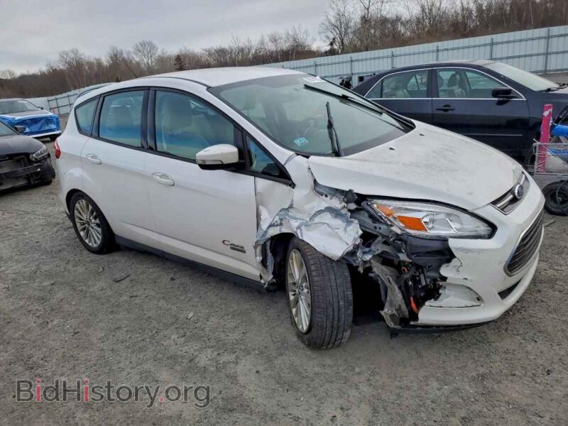 2017 Ford CMAX (VIN 1FADP5EU7HL103177) — фото 4 из 12