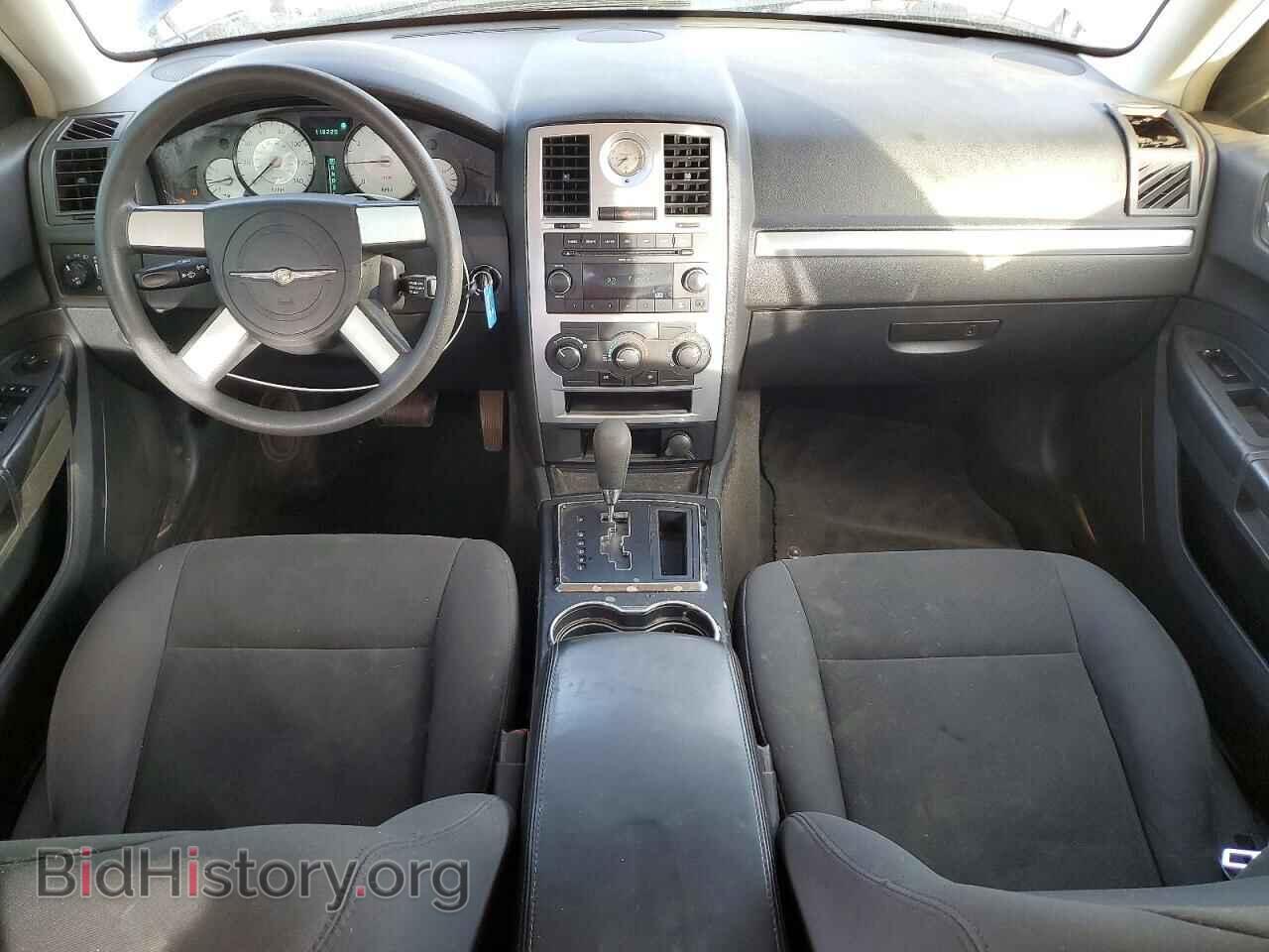 2010 CHRYSLER 300 - VIN: 2C3CA4CD0AH328956 - Фото 8