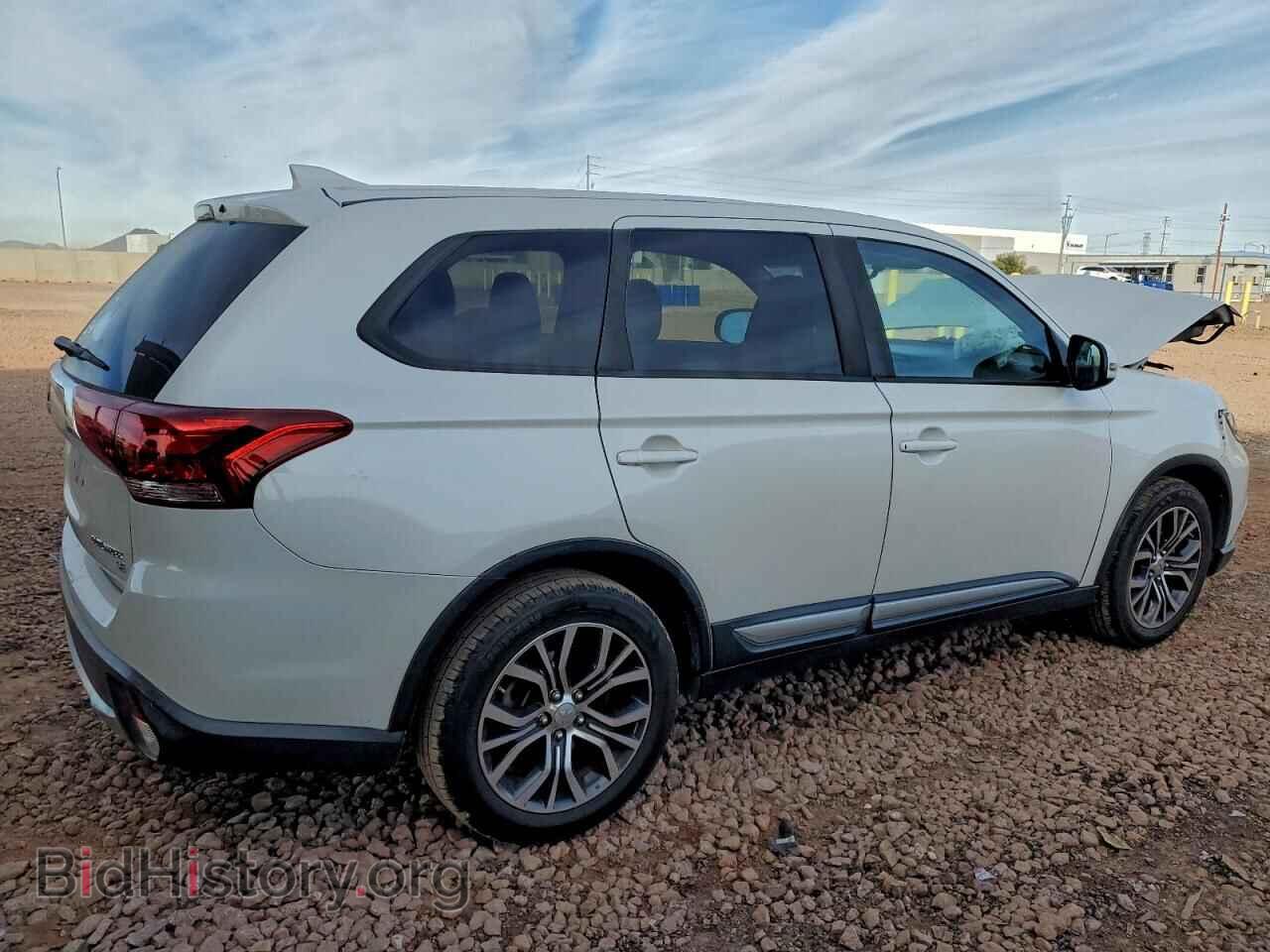 2017 MITSUBISHI OUTLANDER - VIN: JA4AD3A31HZ044139 - Фото 3