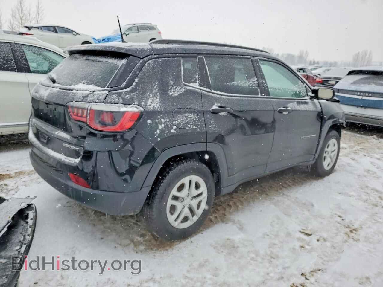 2018 JEEP COMPASS - VIN: 3C4NJCAB5JT121969 - Фото 3