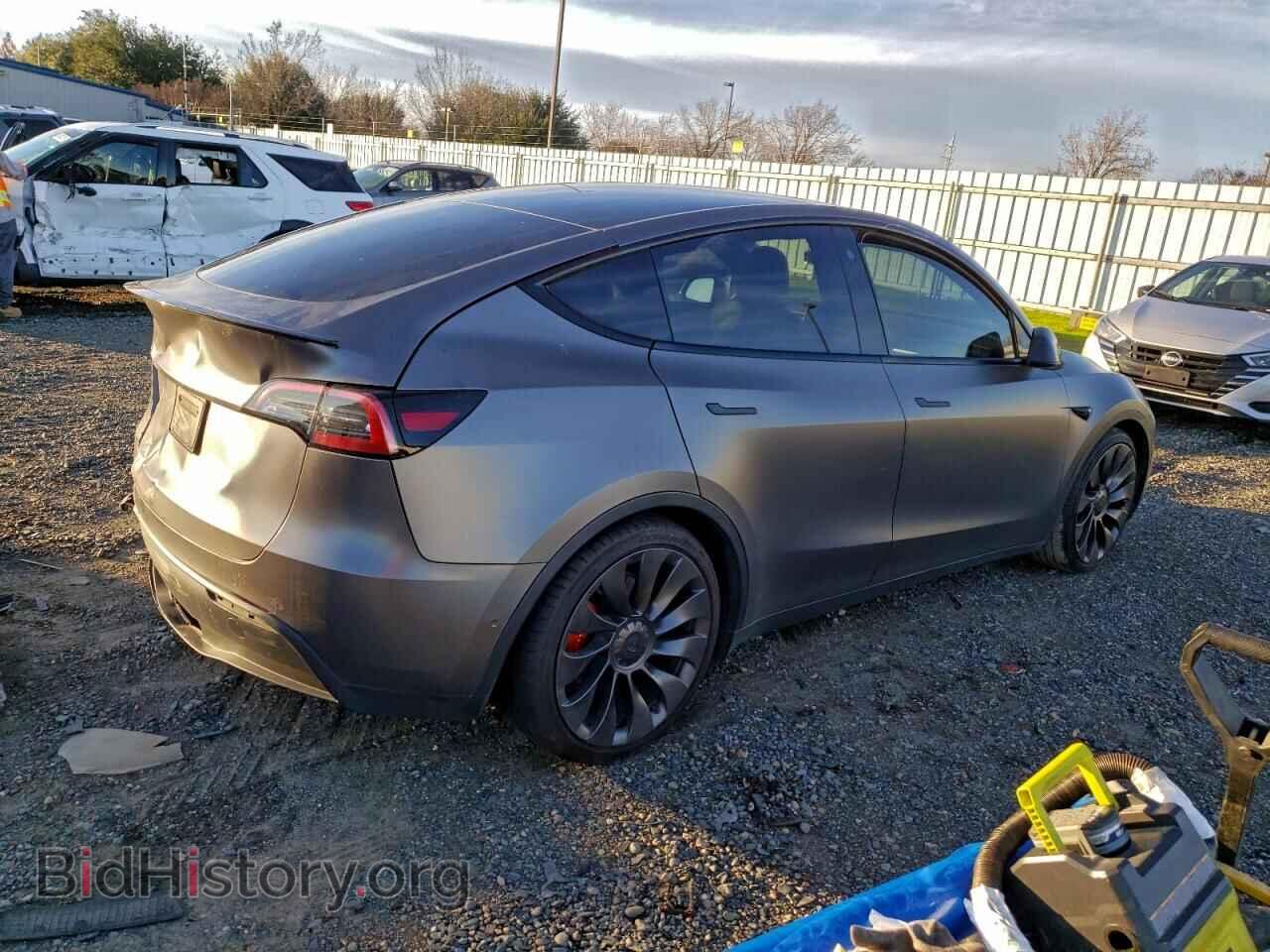 2022 TESLA MODEL Y - VIN: 7SAYGDEF5NF340307 - Фото 3