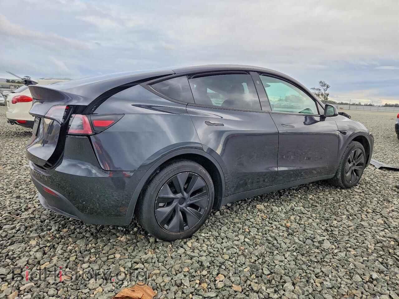 2025 TESLA MODEL Y - VIN: 7SAYGDED9SF272524 - Фото 3