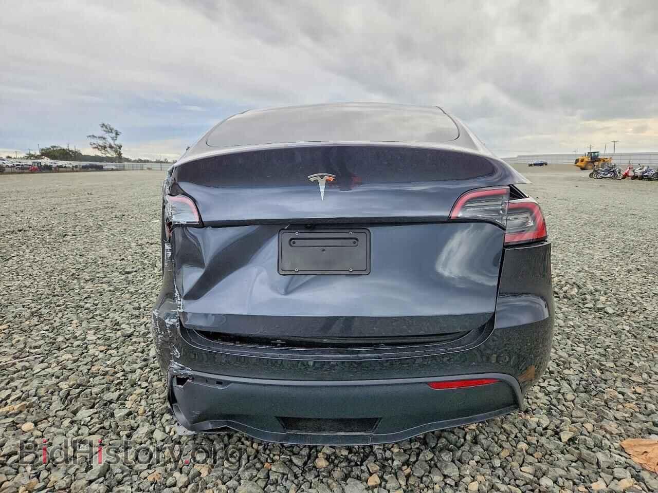2025 TESLA MODEL Y - VIN: 7SAYGDED9SF272524 - Фото 6