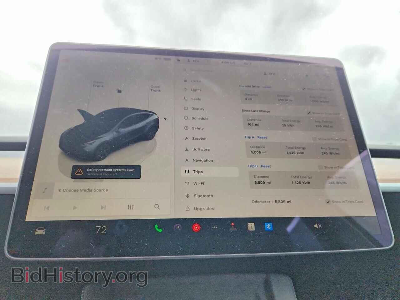 2025 TESLA MODEL Y - VIN: 7SAYGDED9SF272524 - Фото 9