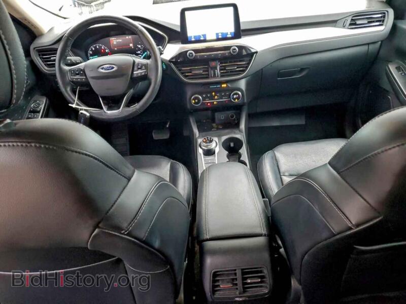 2020 Ford ESCAPE (VIN 1FMCU0H69LUA72964) — фото 8 из 13