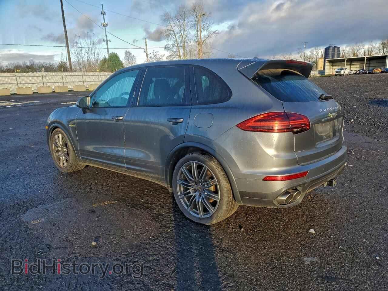 2016 PORSCHE CAYENNE - VIN: WP1AE2A29GLA62456 - Фото 2