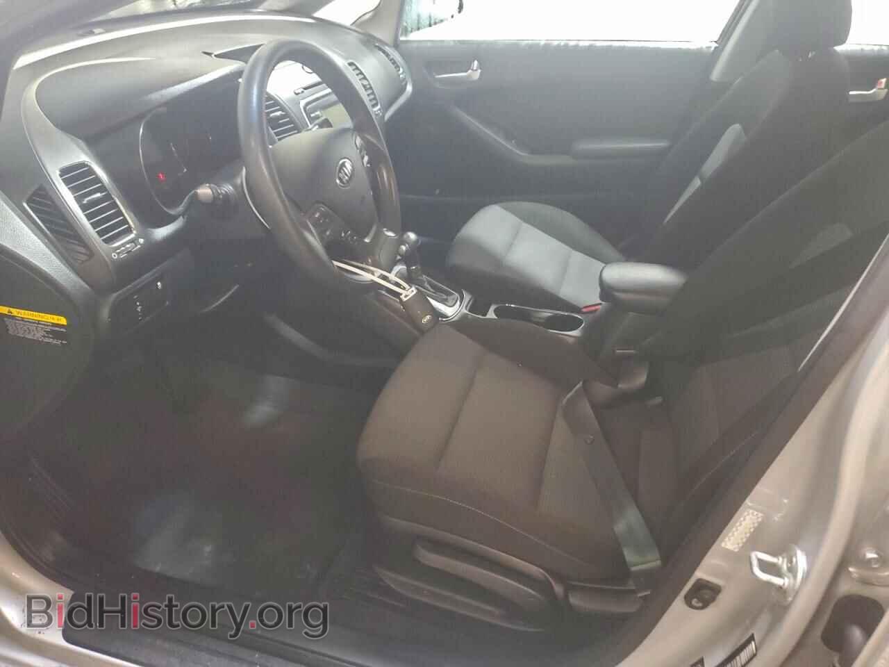 2017 KIA FORTE - VIN: 3KPFK4A75HE038186 - Фото 7
