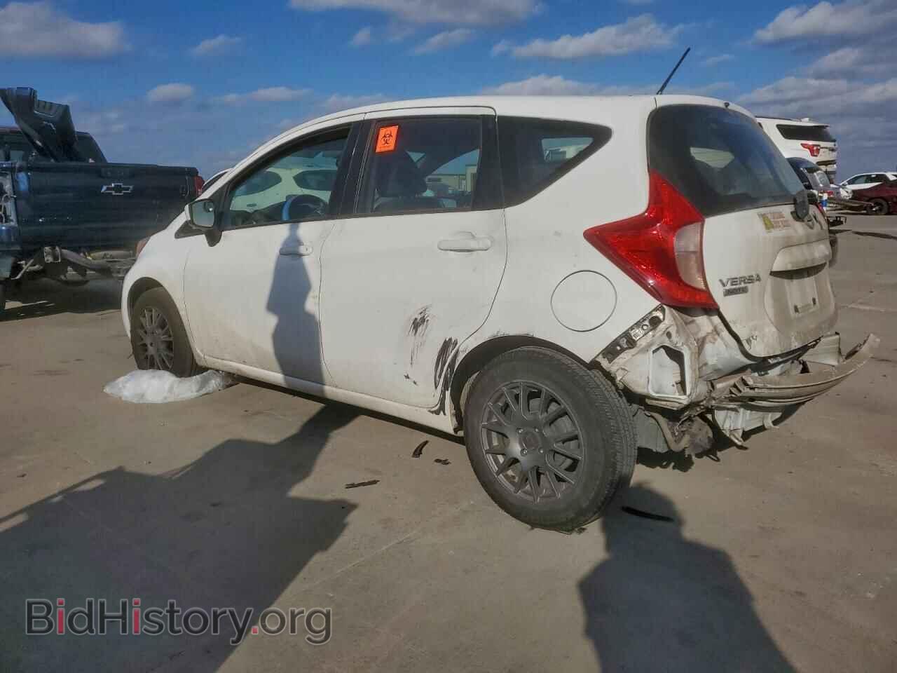 2018 NISSAN VERSA - VIN: 3N1CE2CP7JL351921 - Фото 2