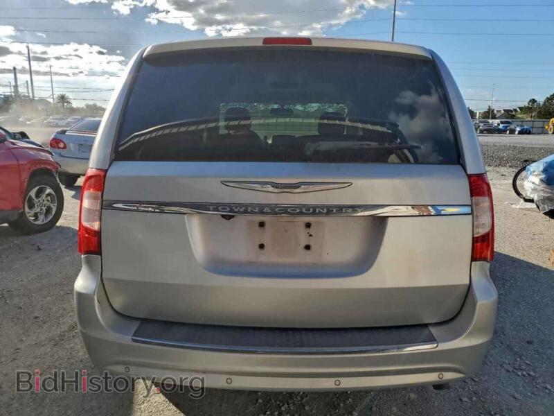 2011 Chrysler MINIVAN (VIN 2A4RR8DG0BR630817) — photo 6 of 13