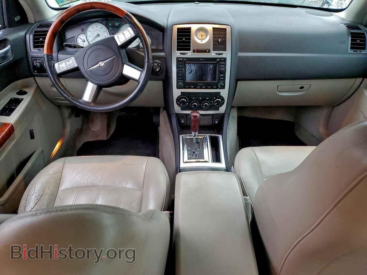 2005 CHRYSLER 300 - VIN: 2C3JA63H75H605601 - Фото 8
