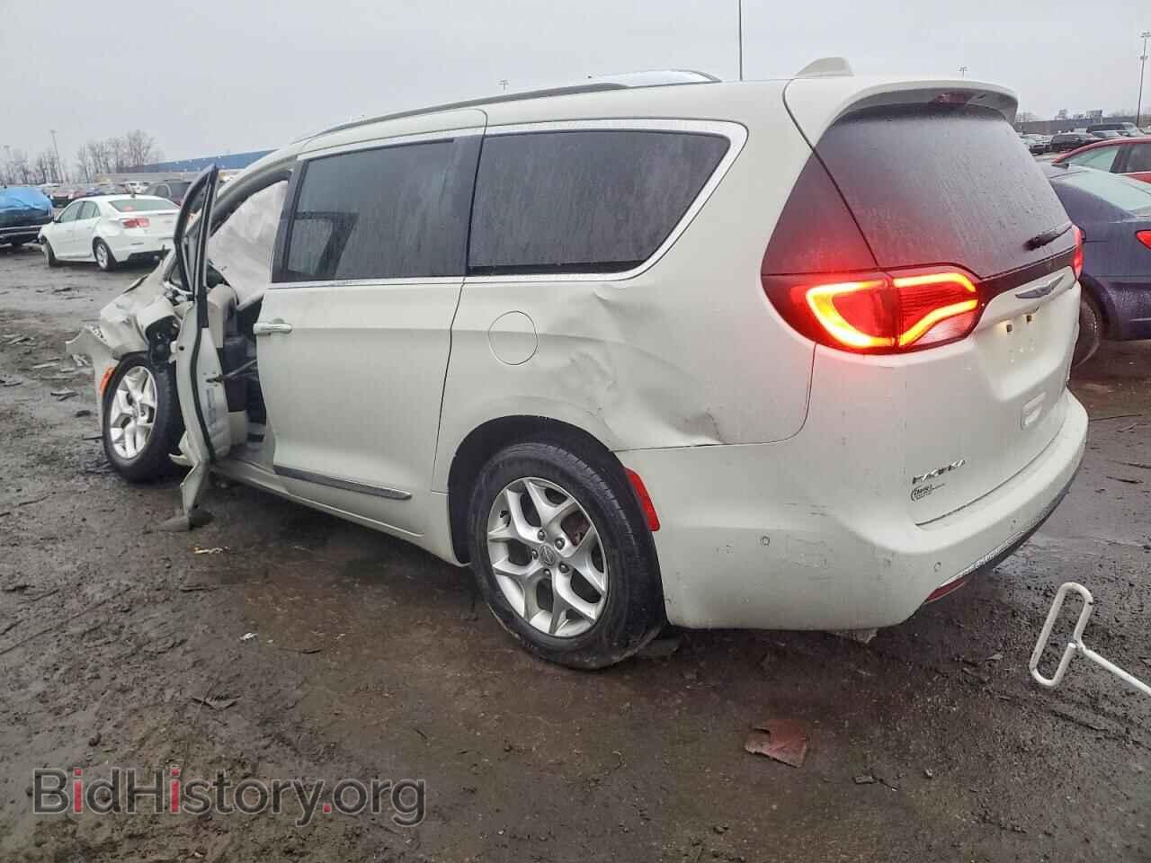 2020 CHRYSLER PACIFICA - VIN: 2C4RC1GG4LR280880 - Photo 2