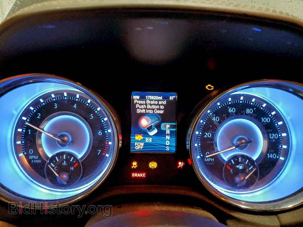 2013 CHRYSLER 300 - VIN: 2C3CCASG6DH535733 - Фото 9