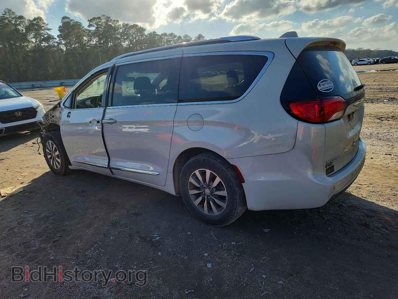 2020 CHRYSLER PACIFICA - VIN: 2C4RC1EGXLR277355 - Фото 2