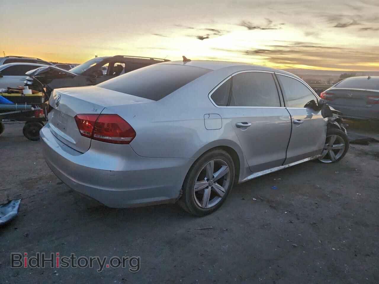 2012 VOLKSWAGEN PASSAT - VIN: 1VWBP7A31CC035037 - Фото 3