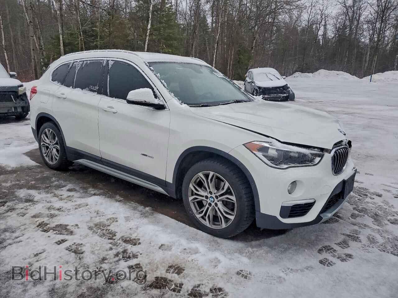 2017 BMW X1 - VIN: WBXHT3C3XH5F79617 - Фото 4