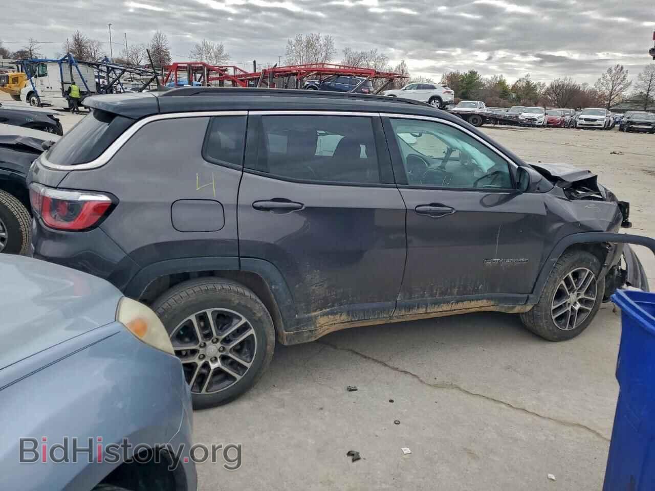 2018 JEEP COMPASS - VIN: 3C4NJDBB7JT142598 - Фото 3