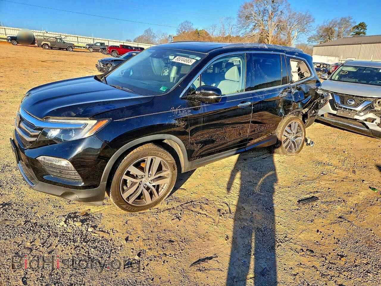 Photo 5FNYF6H97HB075492 - HONDA PILOT 2017