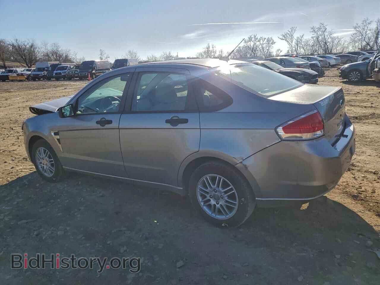 2008 FORD FOCUS - VIN: 1FAHP35N28W190290 - Фото 2