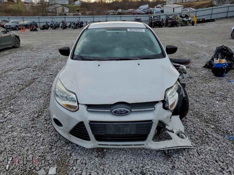 2014 Ford FOCUS (VIN 1FADP3E26EL112645) — фото 5 из 13