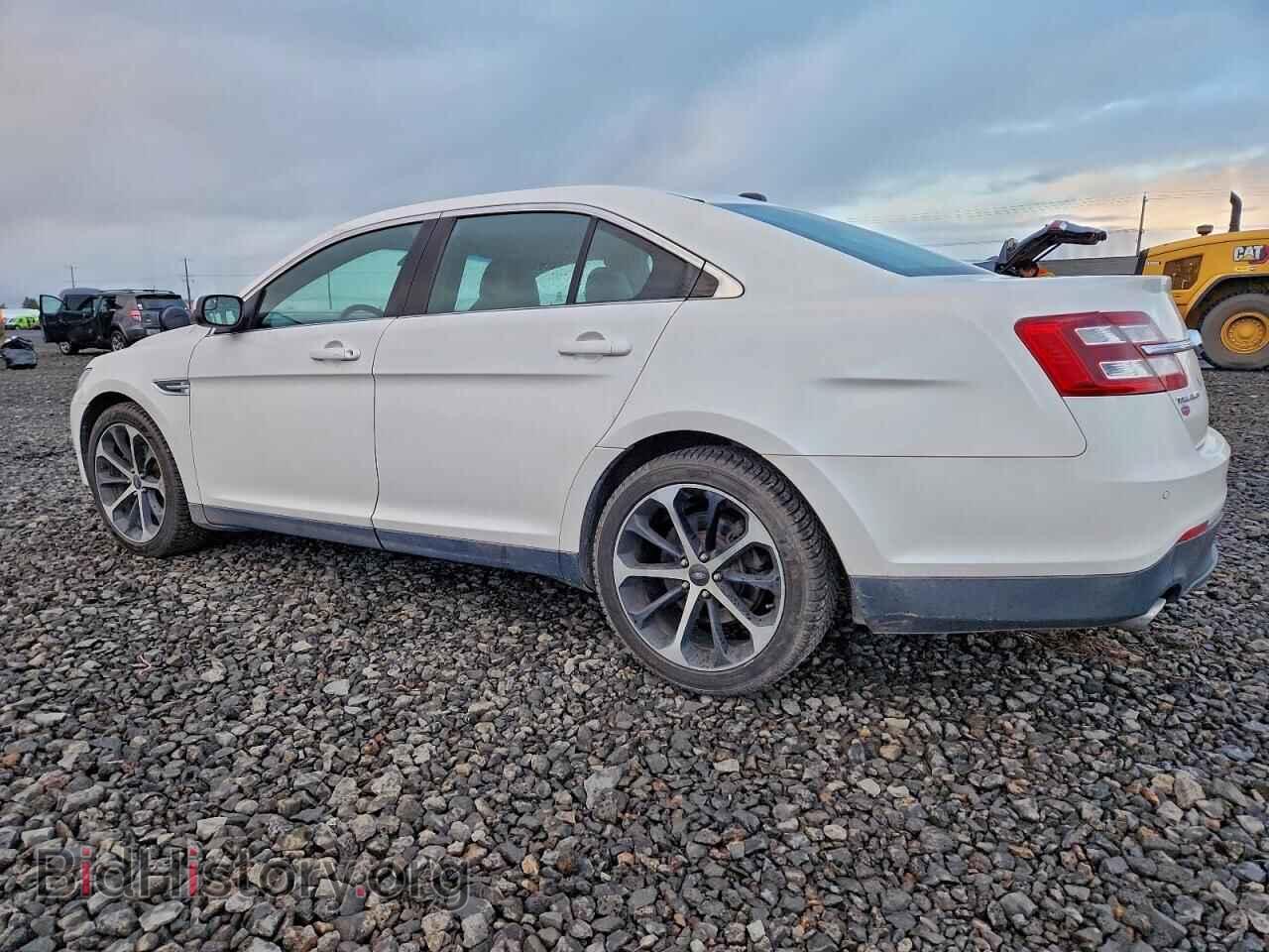 2015 FORD TAURUS - VIN: 1FAHP2H85FG166153 - Фото 2