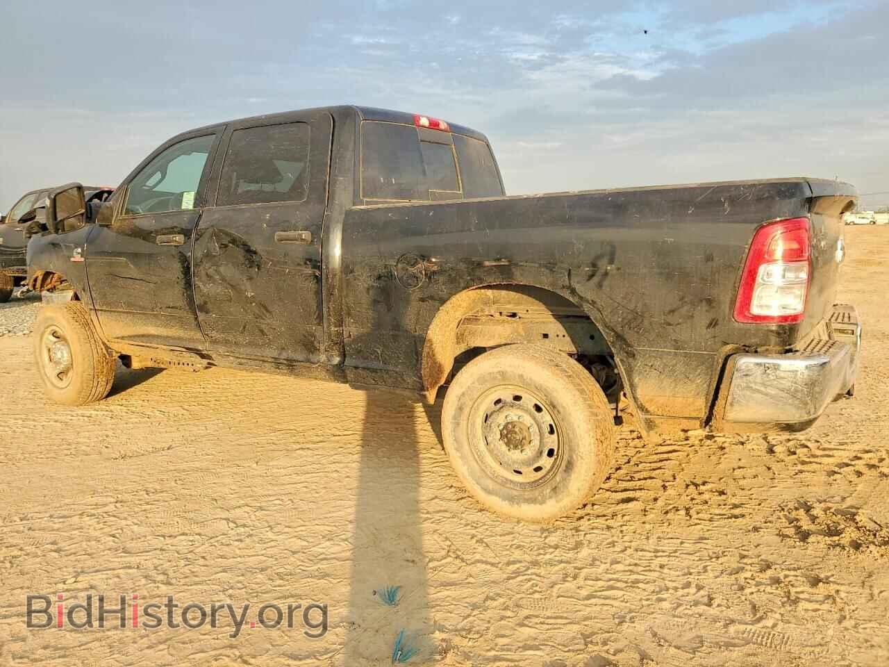 2024 RAM 2500 - VIN: 3C6UR5CL4RG326684 - Фото 2