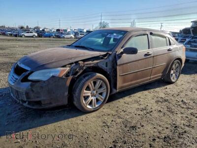 2013 Chrysler 200 Touring, black — VIN 1C3CCBBB2DN732352, Copart