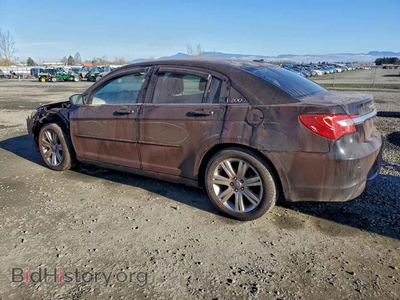 2013 CHRYSLER 200 - VIN: 1C3CCBBB2DN732352 - Photo 2