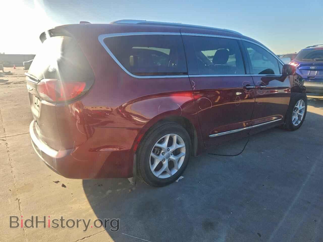 2017 CHRYSLER PACIFICA - VIN: 2C4RC1EGXHR584824 - Фото 3