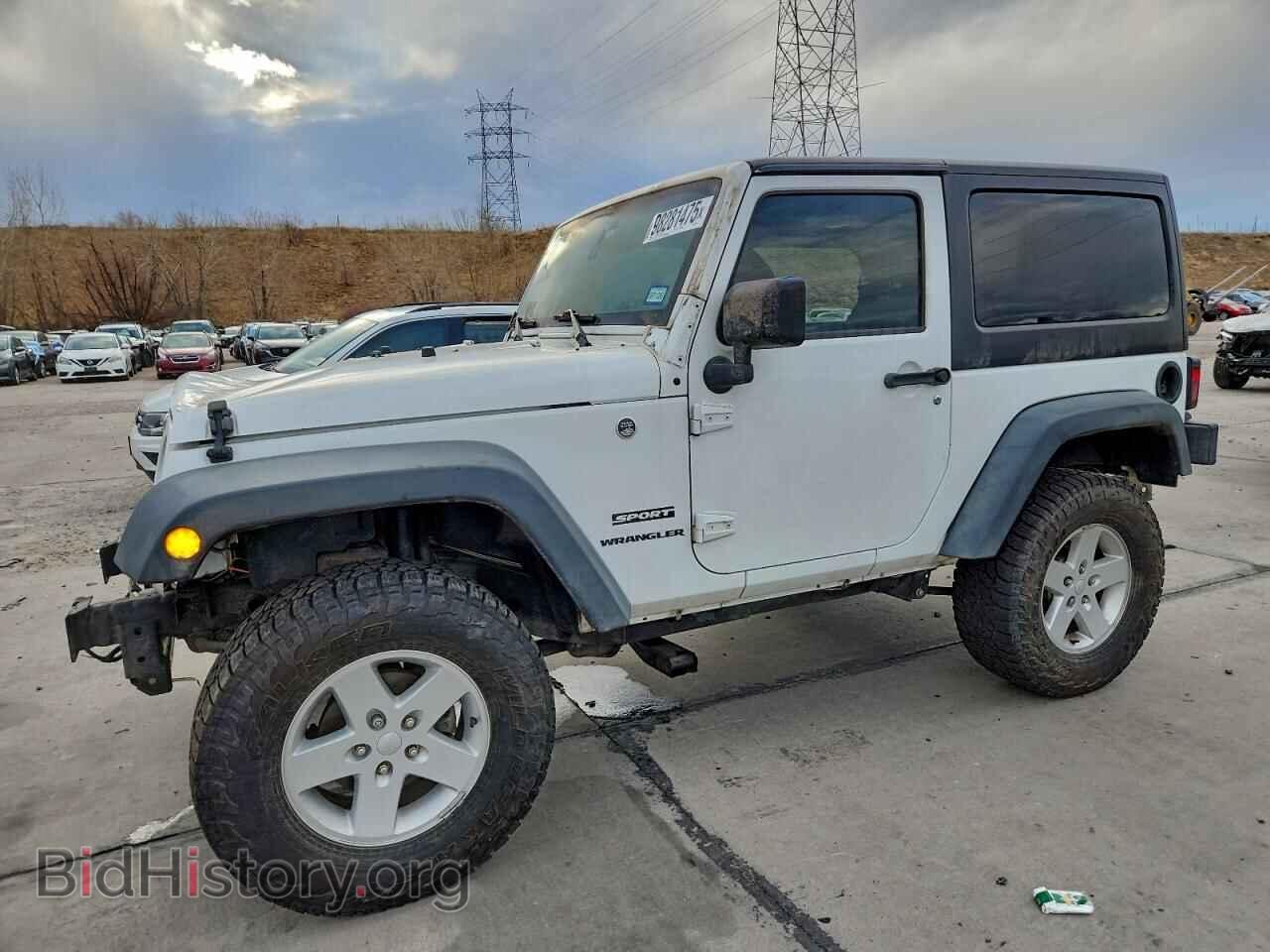 Фотография 1C4AJWAG3HL670944 - JEEP WRANGLER 2017