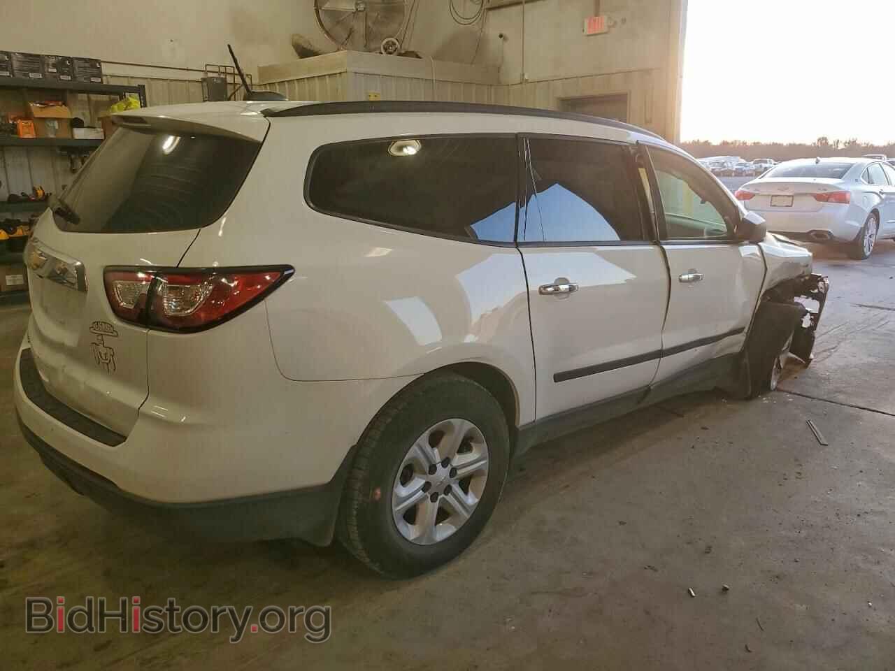 2017 CHEVROLET TRAVERSE - VIN: 1GNKRFKDXHJ103554 - Фото 3