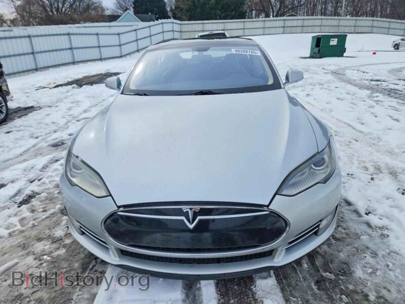 2013 Tesla MODEL S (VIN 5YJSA1CN7DFP15531) — фото 5 из 12