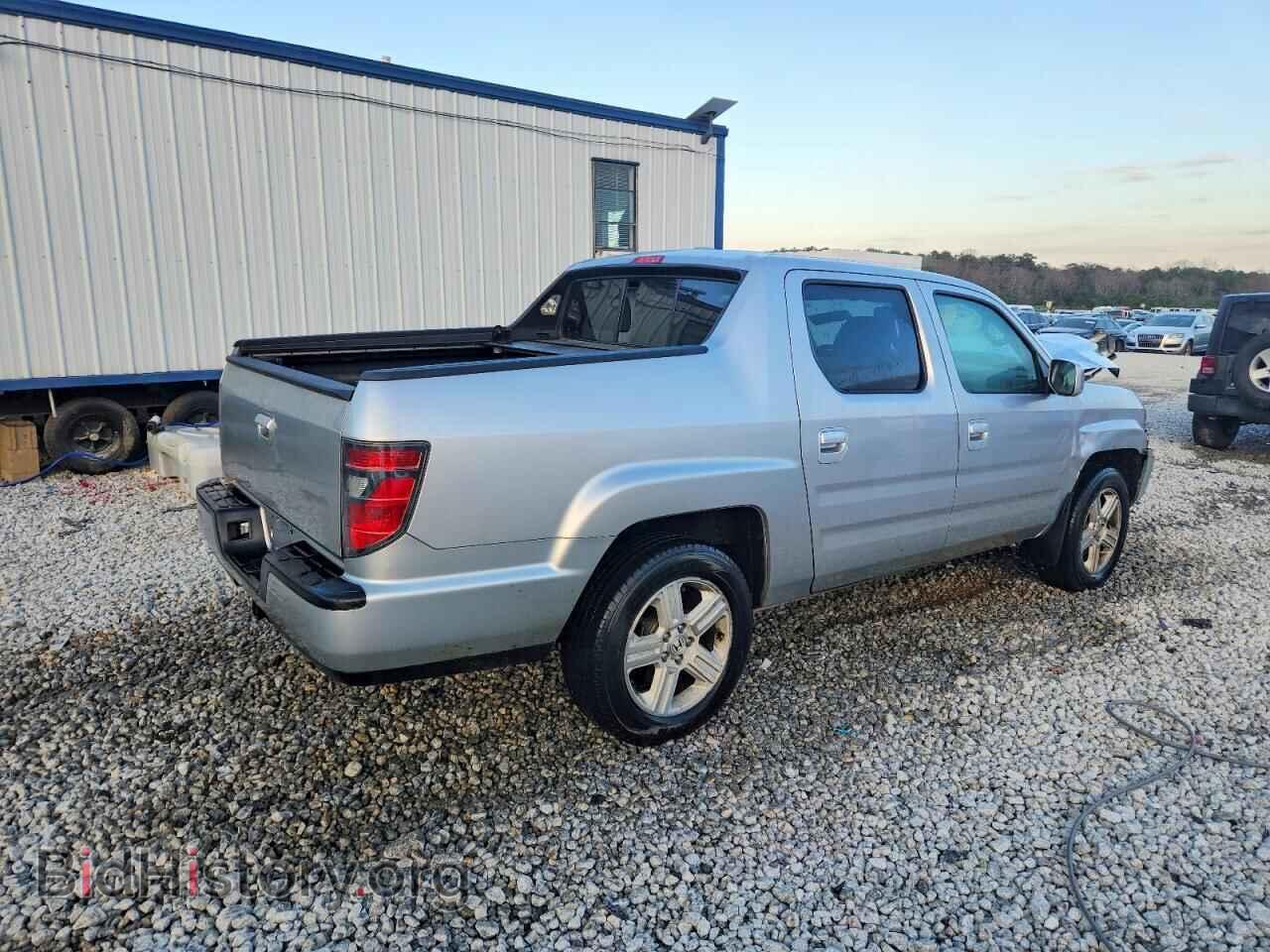 2013 HONDA RIDGELINE - VIN: 5FPYK1F52DB006144 - Фото 3