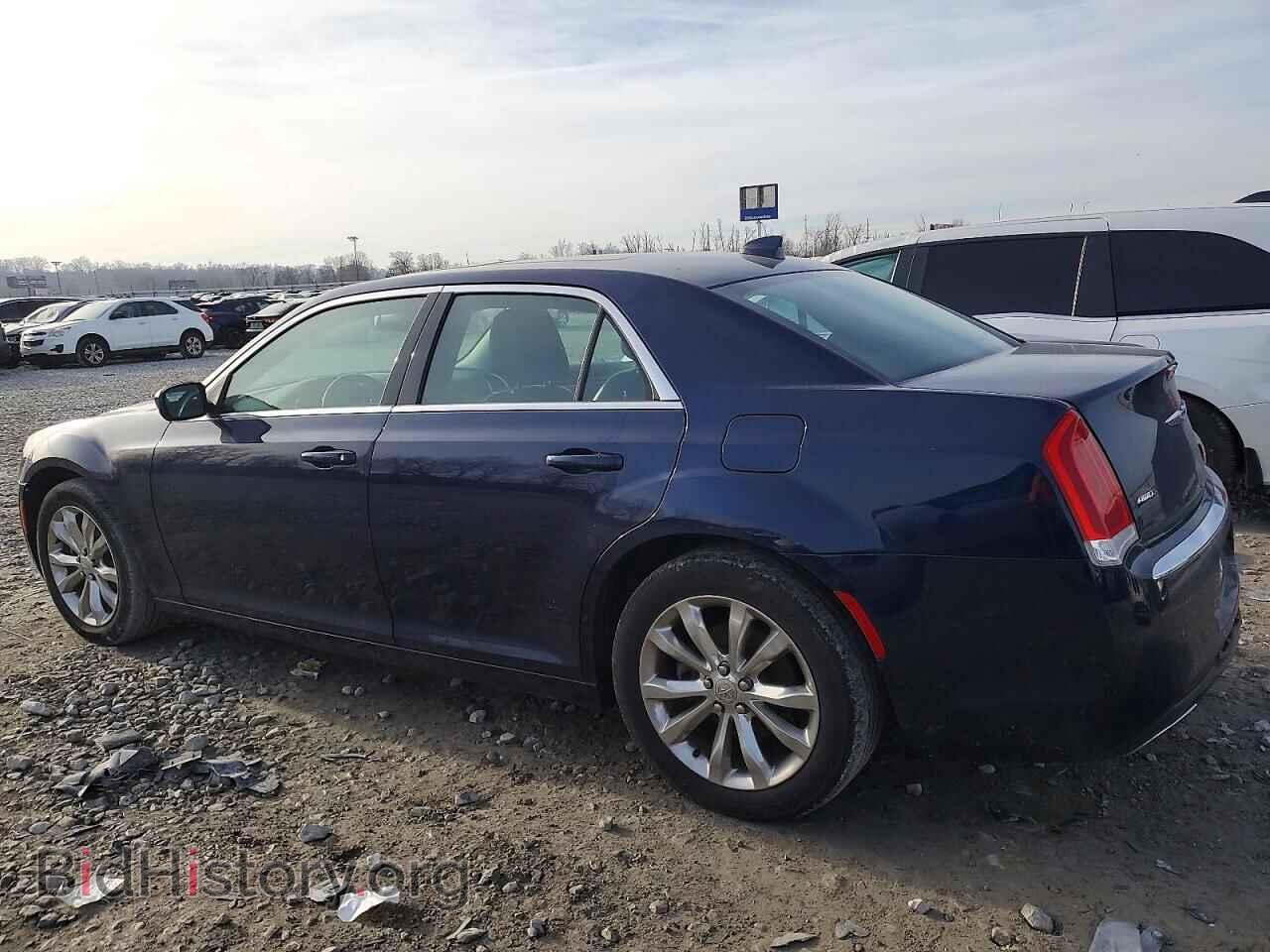 2016 CHRYSLER 300 - VIN: 2C3CCARG7GH261694 - Фото 2
