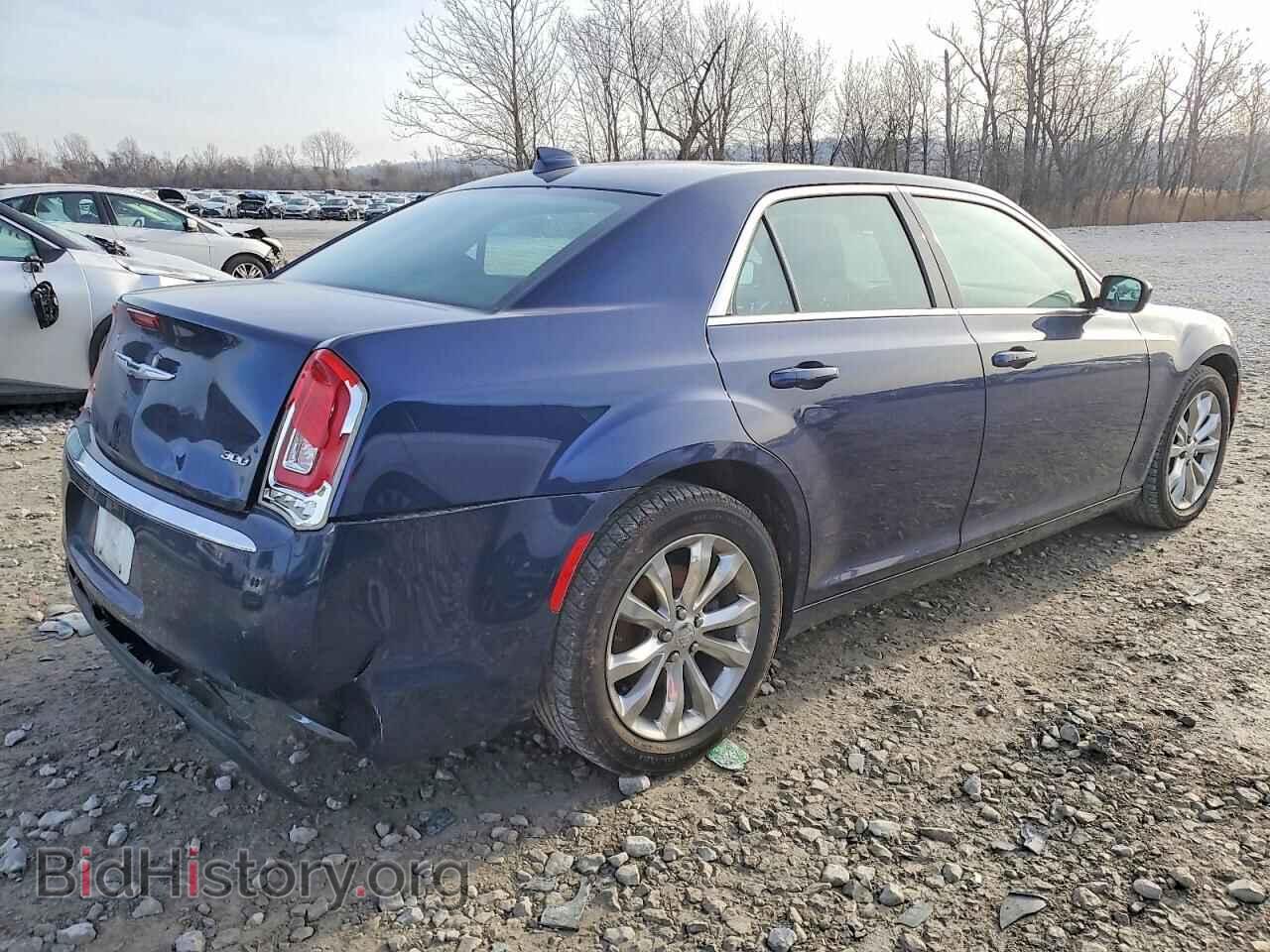 2016 CHRYSLER 300 - VIN: 2C3CCARG7GH261694 - Фото 3