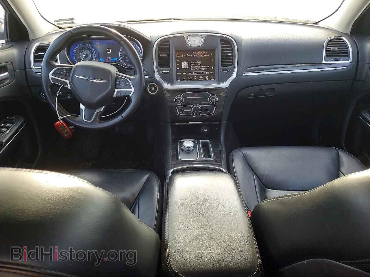 2016 CHRYSLER 300 - VIN: 2C3CCARG7GH261694 - Фото 8