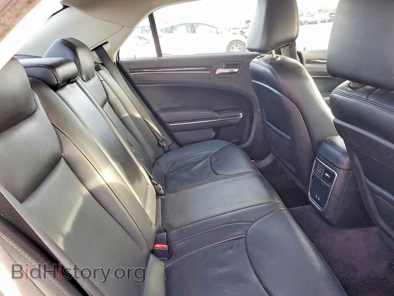 2016 CHRYSLER 300 - VIN: 2C3CCARG7GH261694 - Фото 10