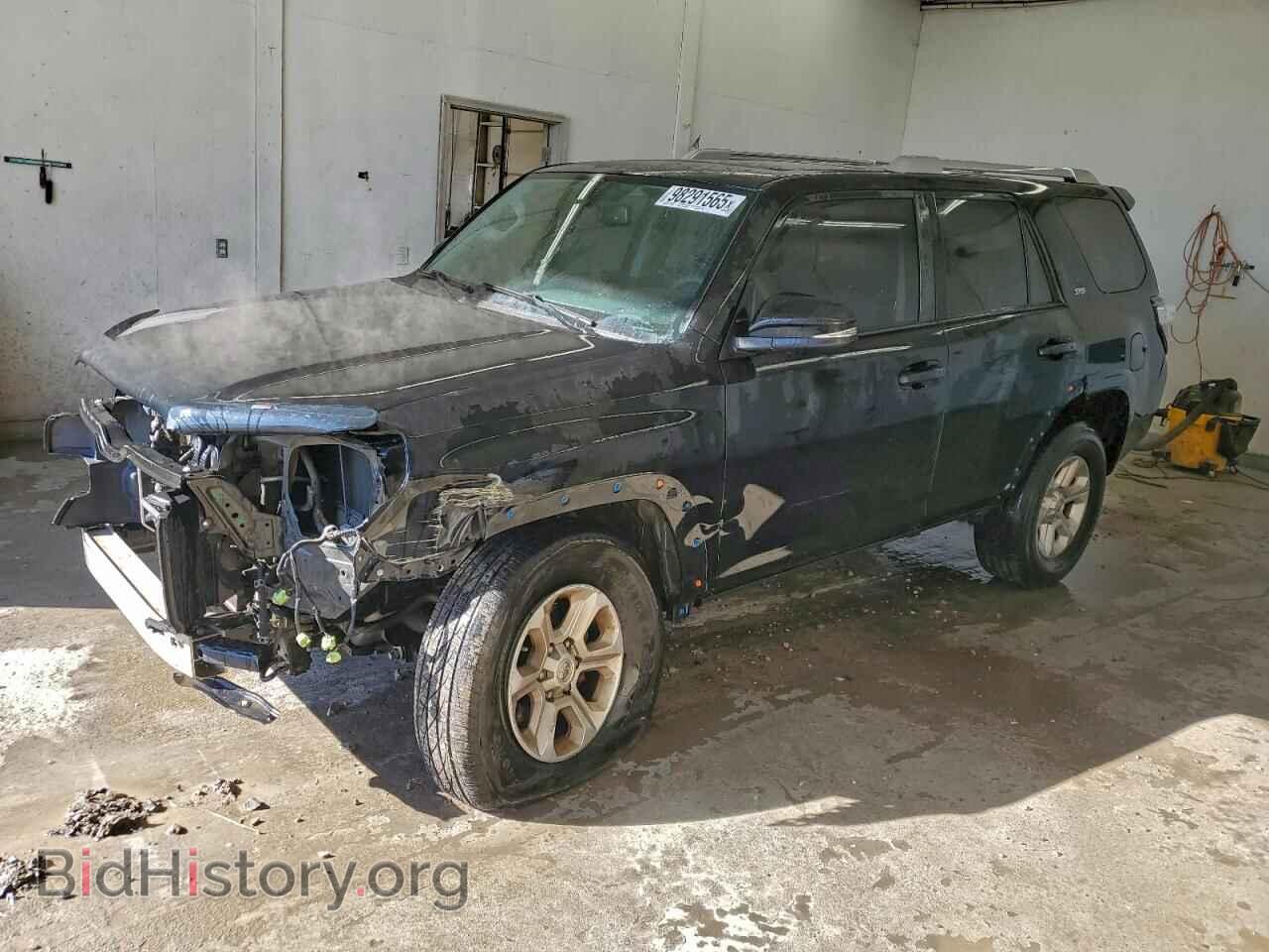 Фотография JTEBU5JRXJ5564987 - TOYOTA 4RUNNER 2018