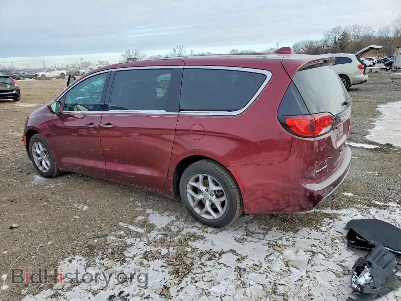 2018 CHRYSLER PACIFICA - VIN: 2C4RC1FG8JR106258 - Фото 2