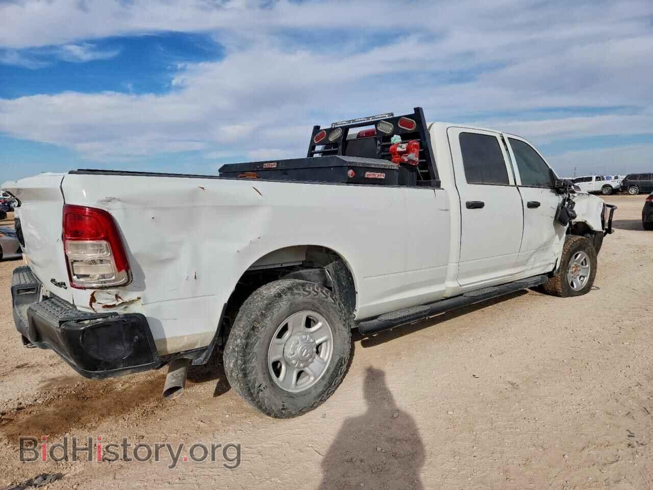 2024 RAM 2500 - VIN: 3C6UR5HL5RG137356 - Фото 3