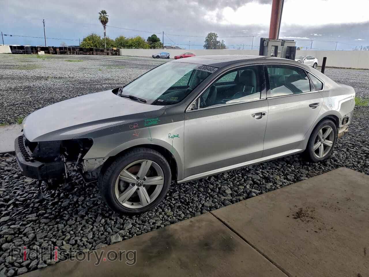 Photo 1VWBP7A33CC016862 - VOLKSWAGEN PASSAT 2012