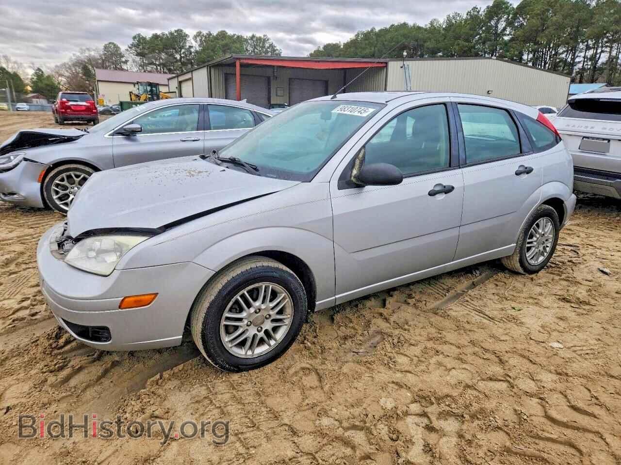 Photo 1FAFP37N47W199320 - FORD FOCUS 2007